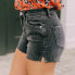 Фото #2 товара Шорты женские BLANKNYC Before & After изрезанные из чёрного джинса размер 25