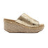 Фото #1 товара Volatile Ravine Metallic Wedge Womens Gold Casual Sandals PV130-715