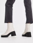 New Look – Sock-Boot-Stiefel in gebrochenem Weiß mit Absatz und dicker Sohle