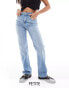 Фото #2 товара Stradivarius Petite straight leg jean in medium wash blue