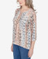 ფოტო #4 პროდუქტის Classic Vertical Animal Print Top with Necklace