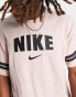 Nike Retro t-shirt in pink oxford