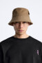 Bucket hat with pocket