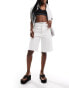 Фото #2 товара Mango longline denim raw hem shorts in white