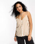 Only – Gestreiftes Camisole in Beige und Weiß mit V-Ausschnitt und Knopfleiste