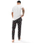 Фото #3 товара Jack & Jones Christmas loungewear set in white & black