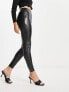 Фото #2 товара In The Style leather look legging in black