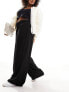 Фото #1 товара River Island Plus pleated wide leg trouser in black