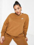 Nike Plus Club fleece sweatshirt in ale brown 1X - фото #1