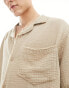 COLLUSION textured oversized revere short sleeve shirt with raw seam detail in ecru L - Chest 42 - фото #2