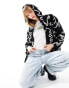 Фото #4 товара Monki oversized zip front hooded sweater in mono scribble print