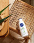 Фото #4 товара Körperlotion - NIVEA Aloe Hydration Body Lotion 400 ml