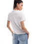 Фото #4 товара Abercrombie & Fitch slim t-shirt with chest print in white