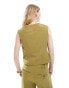 ASOS DESIGN tailored boxy waistcoat in olive Зеленый, 38 - фото #4