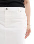 Фото #3 товара Vero Moda Curve front split denim midi skirt in white