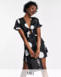 Фото #1 товара Vero Moda Tall romper playsuit in black with oversized white polka dots