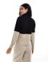 Фото #4 товара Vila high neck colourblock jumper in black and neutral