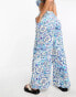 Фото #4 товара ASOS DESIGN co-ord crinkle shirred waist wide leg trouser in blue swirl