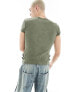 Фото #7 товара COLLUSION shrunken ribbed t-shirt in dark khaki with buckle detail