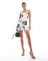 Фото #4 товара ASOS DESIGN scuba bodycon mini dress with halter strap in mono flower print