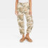 Фото #1 товара Women's High-Rise Casual Fit Soft Cargo Pants - Universal Thread