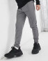 Фото #1 товара River Island herringbone jogger in black