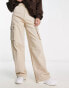 Фото #4 товара Waven wide leg cargo jeans with pocket details in beige