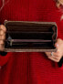 Фото #7 товара Женский кошелек кожаный лаковый с тиснением под кожу крокодила Factory Price