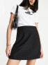 Фото #7 товара Urban Revivo mini skirt in black