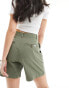 Levi's Pleated trouser shorts in green