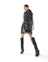 Фото #8 товара New Look high neck flutter sleeve mini dress in polka dot