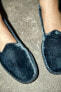 Velvet flat shoes