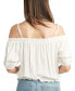 Фото #2 товара Juniors' Cold-Shoulder 3/4-Sleeve Pull-On Top