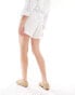 Фото #3 товара Vero Moda linen blend loose a line shorts co-ord in white