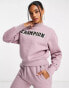 Champion – Kurzes Sweatshirt in Lila mit großem Logo