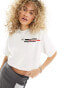 Фото #2 товара HUGO Dakadia relaxed fit crop logo t-shirt in white