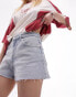 Фото #4 товара Topshop Petite comfort stretch denim short in bleach