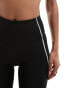 Фото #3 товара The North Face Training Hakuun contour seam high waist legging shorts in black