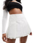 Фото #1 товара Kaiia tailored pleated mini skirt in white pinstripe