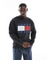 Фото #1 товара Tommy Jeans large flag sweatshirt in black