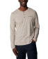 ფოტო #1 პროდუქტის Men's Thistletown Hills Logo Graphic Long-Sleeve Tech Henley