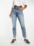Фото #4 товара ASOS DESIGN Petite slim mom jeans in mid blue