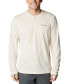 Фото #1 товара Men's Thistletown Hills Logo Graphic Long-Sleeve Tech Henley