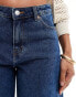 Фото #3 товара Monki Paige low waisted loose denim jorts in mid wash blue