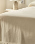 Bedspread with pleated ruffle