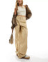 Фото #8 товара Tommy Jeans claire high rise wide cargo pant in sand