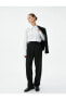 Фото #3 товара Рубашка женская Koton Классическая из поплина с длинным рукавом, застежка на пуговицы, Regular Fit, из хлопка