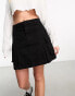 Фото #1 товара New Look cargo mini skirt in black