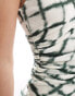 Фото #4 товара Vero Moda Tall plisse one shoulder maxi dress in tie dye check