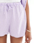 Фото #4 товара Miss Selfridge pull on runner shorts in lilac gingham co ord